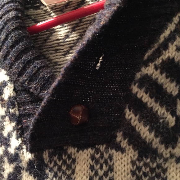 100% Wool, Italian Made Sweater. Size XL. - Picture 7 of 7